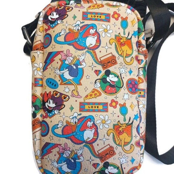 Buckle Down Womens Disney Minnie Mouse Daisy Duke Pluto & More Small Crossbody - Picture 5 of 5